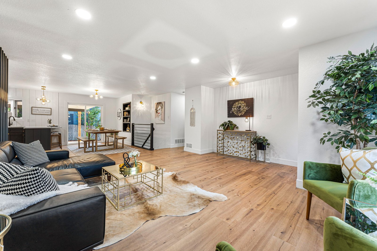 Finished living space with custom built-ins in Denver, CO